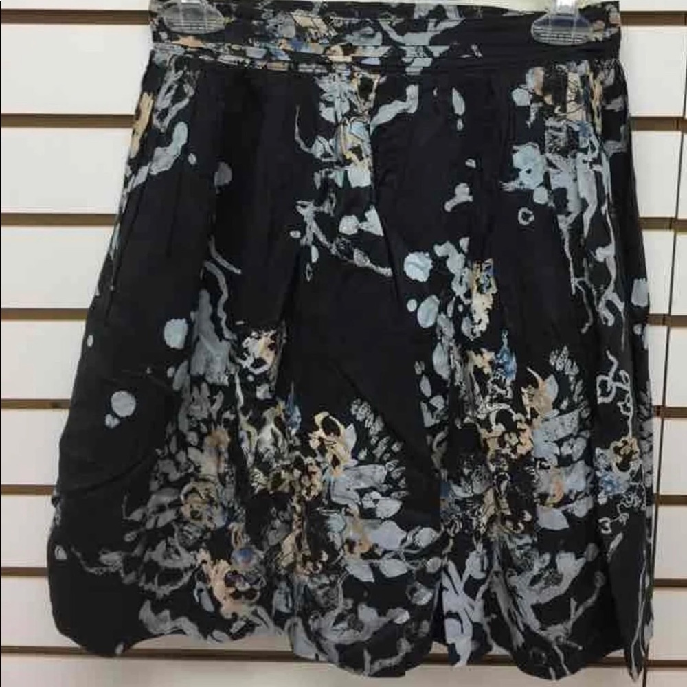 H&M skirt - Picture 2 of 3